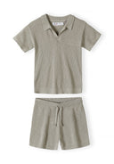 Boys knitted hellkhaki short sleeve set with lapel collar and elasticated shorts.
